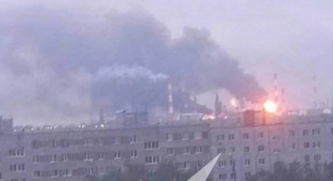 На росії дрони атакували Сизранський НПЗ