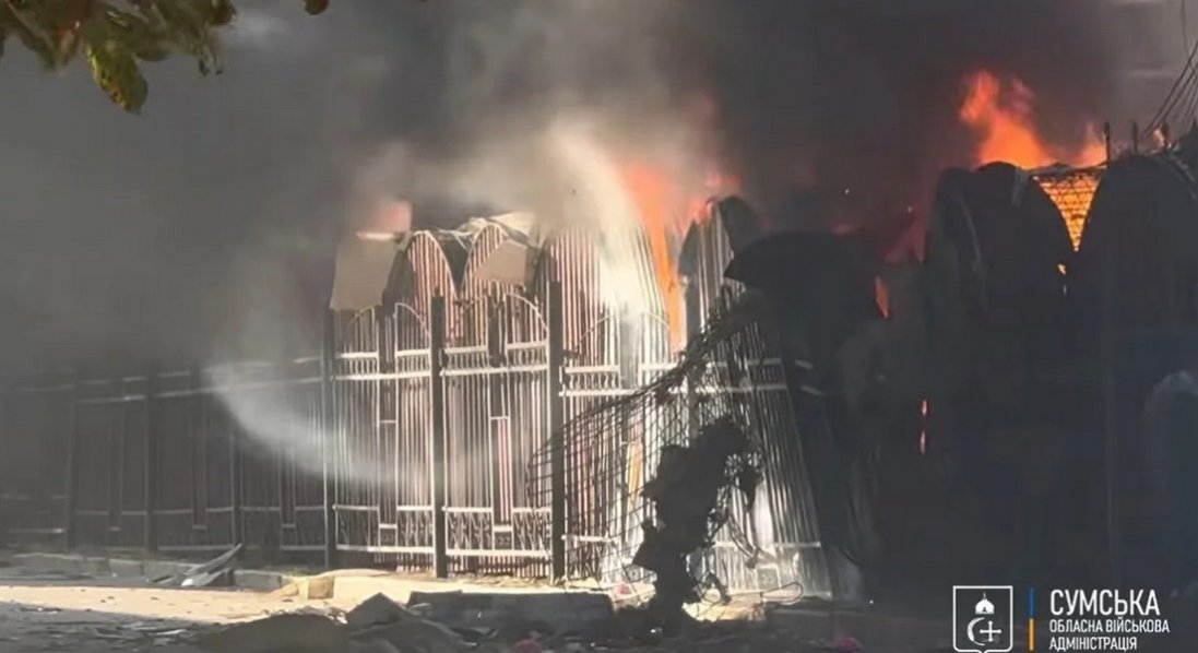 росіяни вдарили по центру Сум
