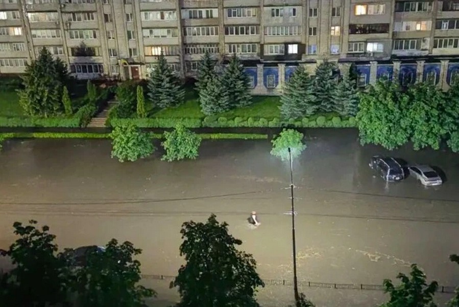 Фото з місцевих телеграм-каналів: Нетішин, 29.07.25 р.