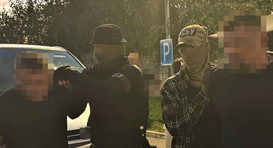 Фіктивне працевлаштування заради «броні» за $12 тисяч: на Волині затримали організаторів схеми