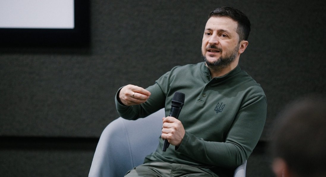 «Якщо ми покинемо Донбас, відкриємо росії незахищений простір простір до Харкова та Дніпра», — Зеленський