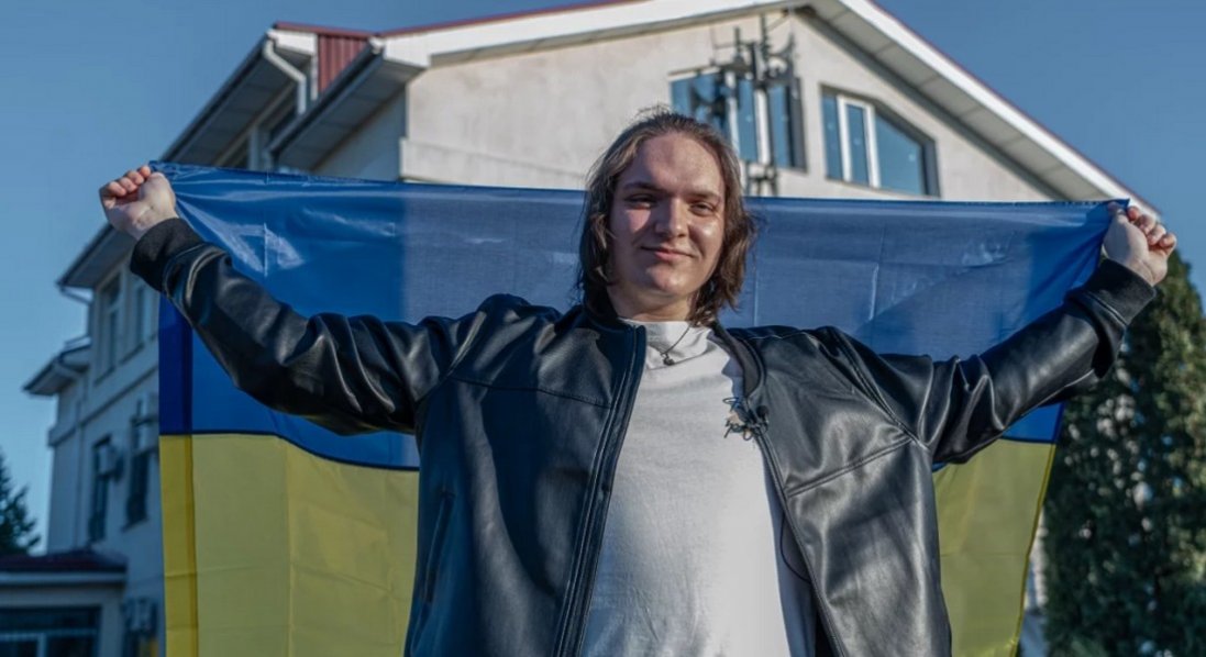 «Мама досі каже, що я її зрадив»