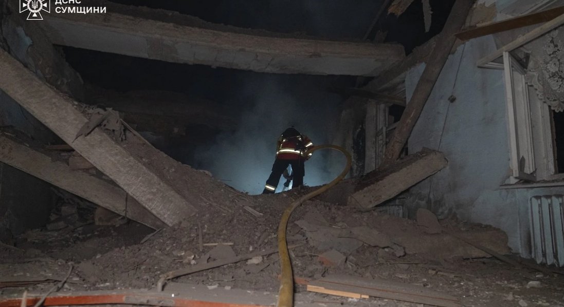 росіяни атакували Суми: руйнувань зазнав навчальний заклад