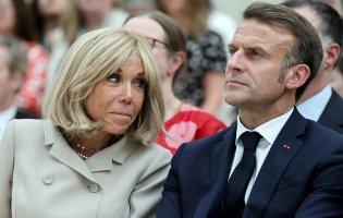 Макрон надасть суду докази, що його дружина - жінка