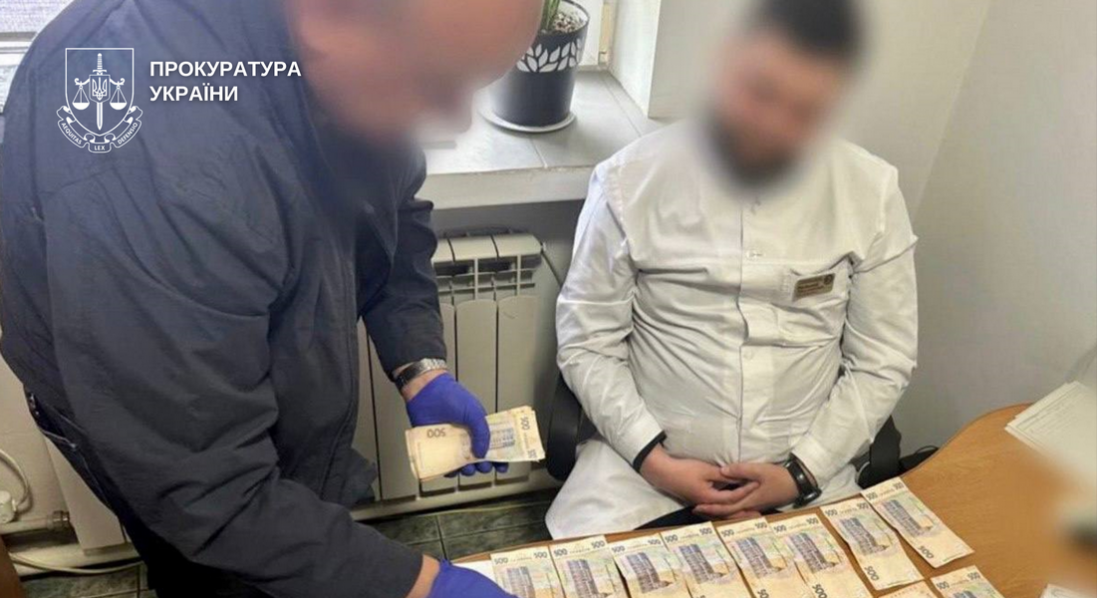 На Волині судитимуть лікаря, який видавав фіктивні медичні документи ухилянтам
