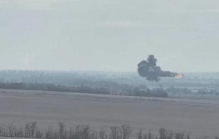 Українські військові збили російський гелікоптер Мі-8 FPV-дроном