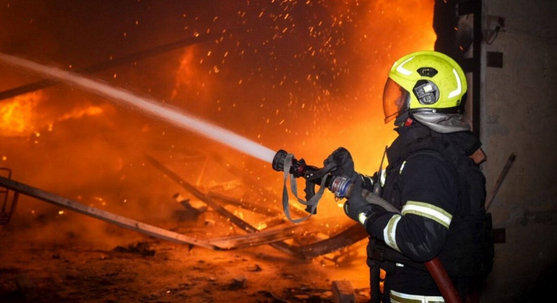 росія масовано атакувала Одещину безпілотниками