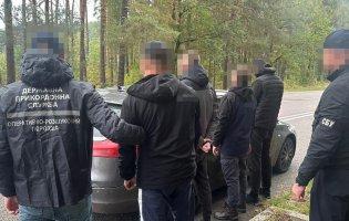 Волинянин за $16 000 хотів переправити чоловіків за кордон