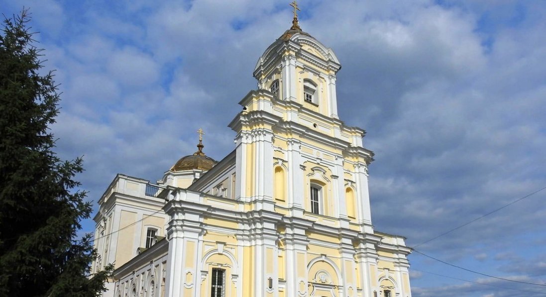У Луцьку хлопець побив священника під час служби