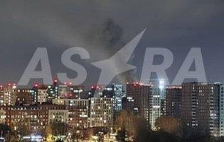 На москву кілька годин поспіль летіли десятки безпілотників