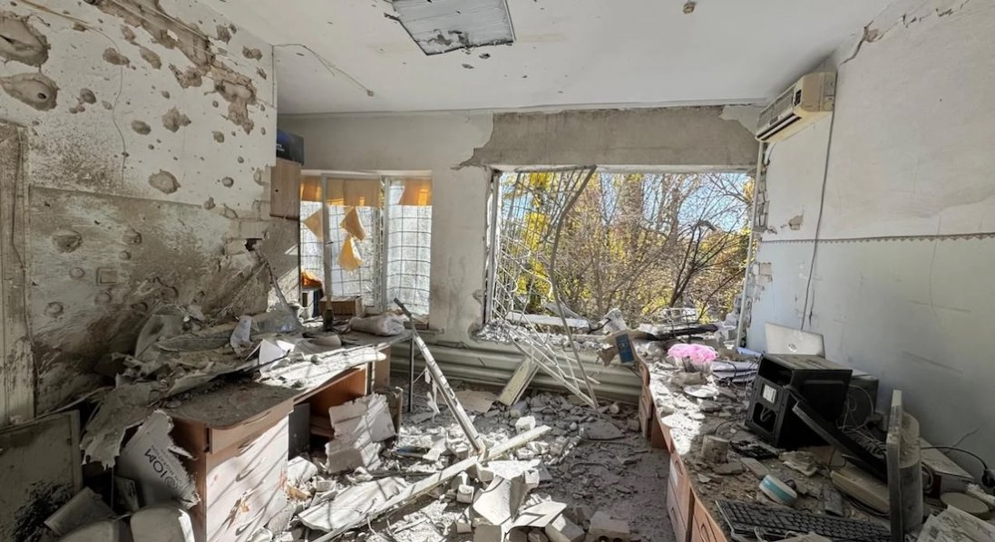 Що Зеленський сказав про удар росіян по дитячій лікарні у Херсоні