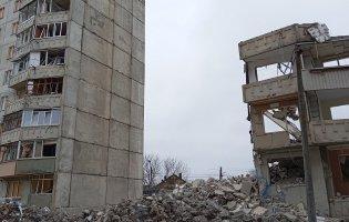 У Луцьку майже розібрали пошкоджений під’їзд будинку на Озерецькій