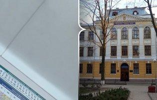 Попросив говорити українською: у Чернівцях учителька обізвала учня «скотиною»