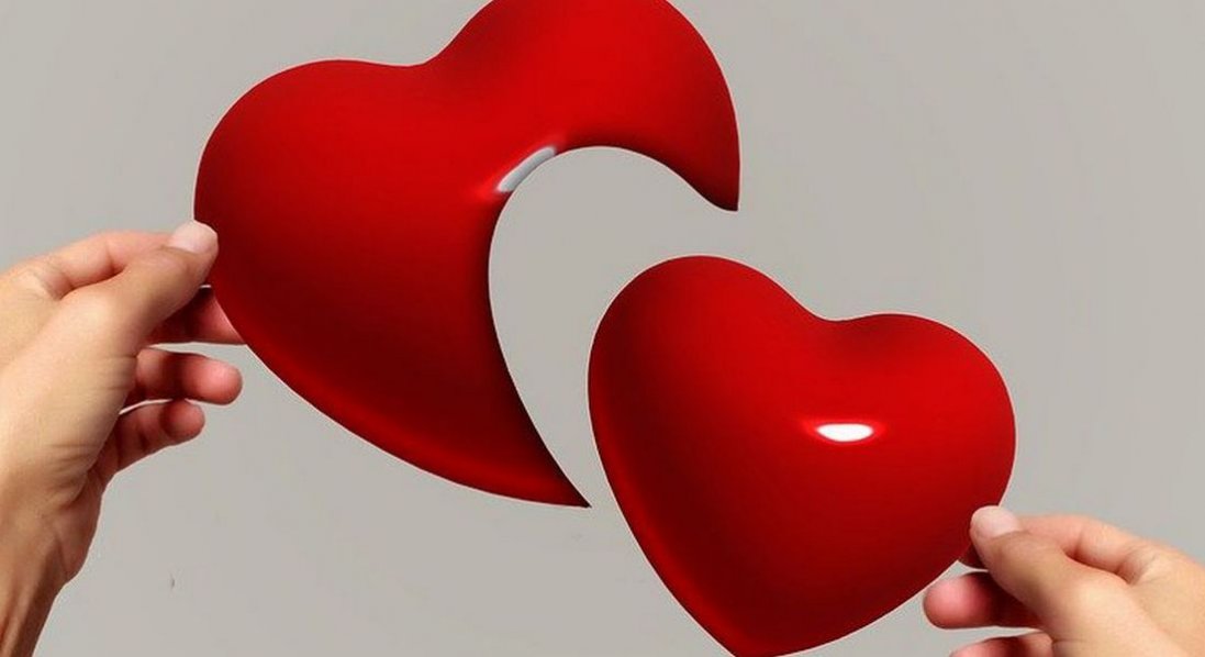 Іноді життя розбивається, щоб потім скластися у зовсім іншу мозаїку