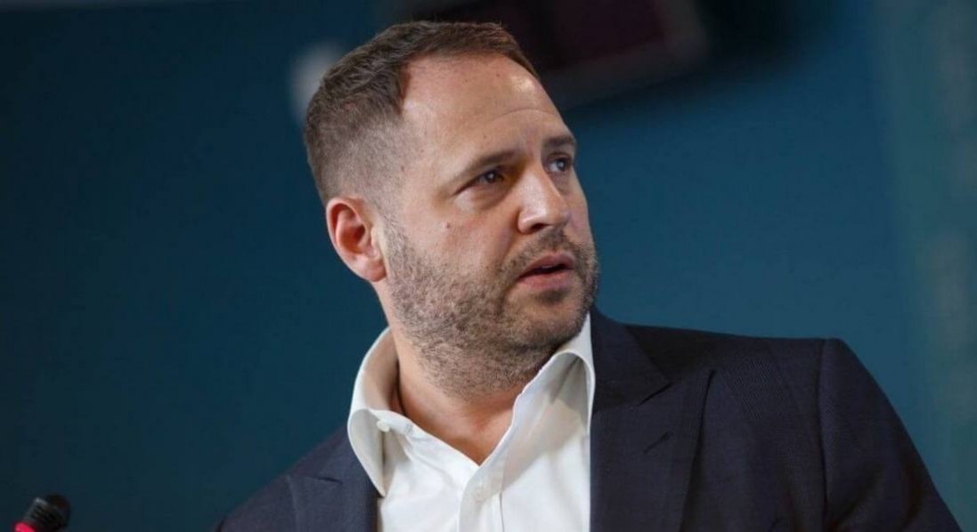 Єрмак пішов у відставку, – Зеленський