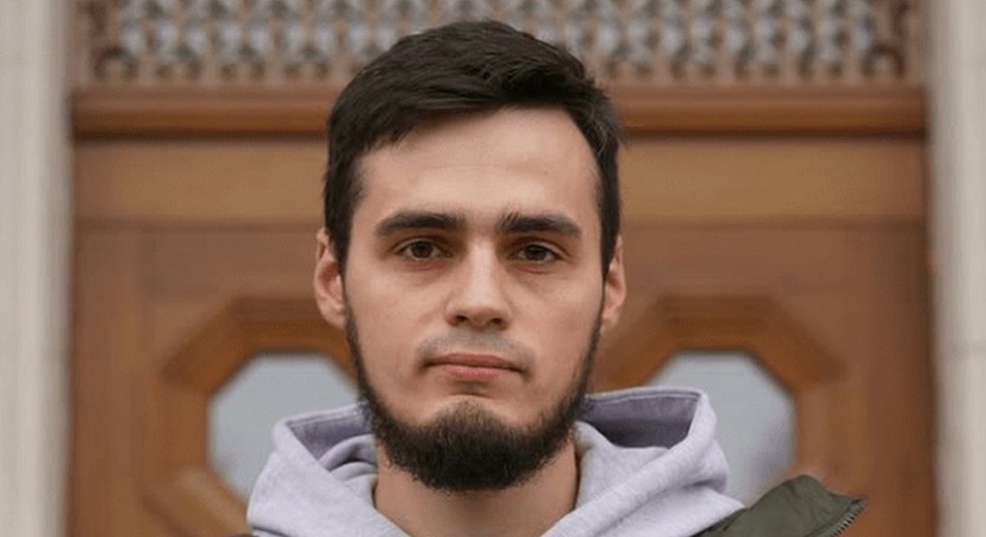 Він дивом вийшов із оточення москалів і повернувся на фронт