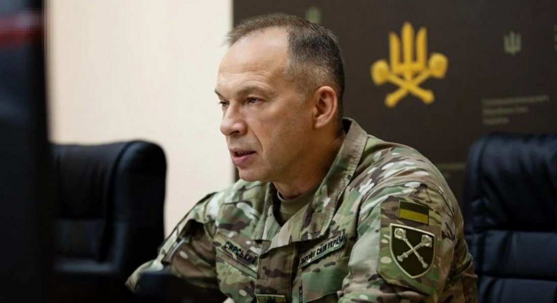 Захисники відбили майже половину Покровська — Сирський