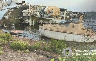 Експосадовець Міноборони організував продаж списаних військових кораблів