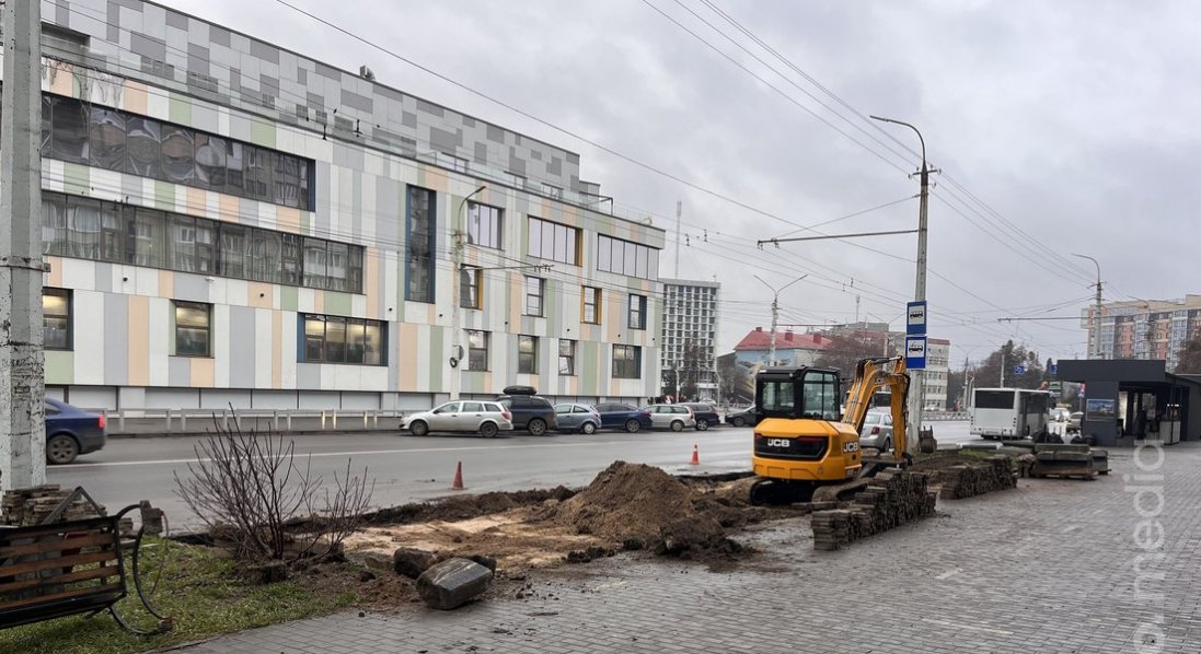 У Луцьку навпроти РЦ «Промінь» з’явиться нова парковка