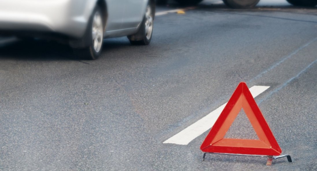 У Луцькому районі на смерть збили військовослужбовця: розшукують водія