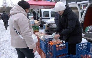 Новорічний стіл на Волині: як змінились ціни на продукти