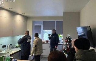 У Франківську поліціянта підозрюють у привласненні 2,7 млн грн батька загиблої захисниці «Азовсталі»