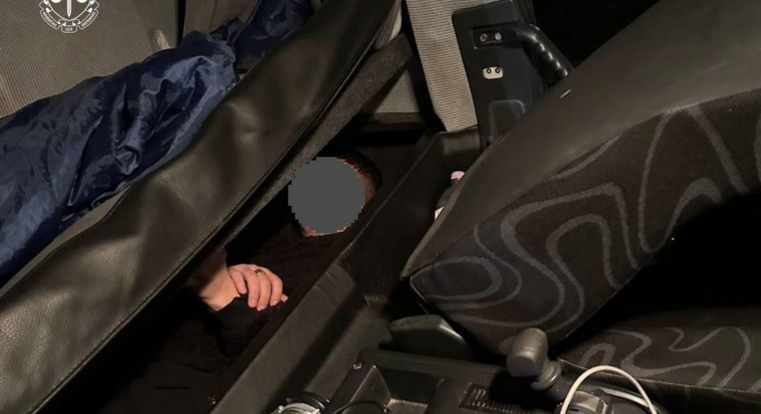 Волинянина, який намагався вивезти громадянина в Польщу, взяли під варту