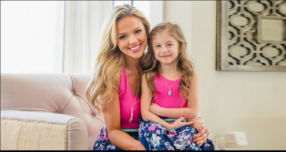 Іноді життя розбивається, щоб потім скластися у зовсім іншу мозаїку