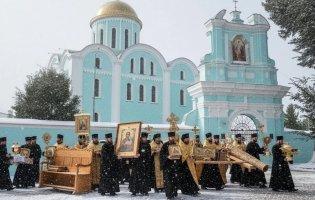 Із собору у Володимирі представники упц мп вивезли понад 400 одиниць майна