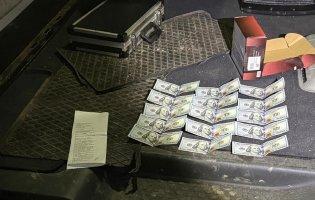 На Волині ДБР затримало правоохоронця на хабарі за зняття з розшуку військовозобов’язаного