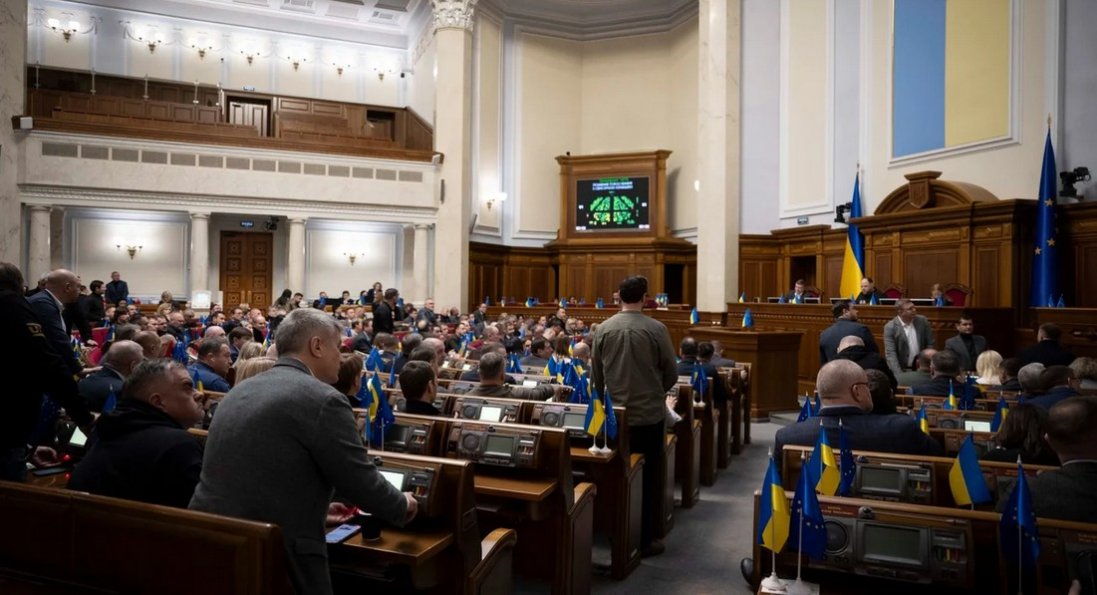 Очільника фракції Ради викрили на пропозиції «купити» голоси за законопроєкти