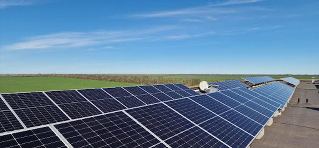 Відновлювальна енергетика: як рятуються громади в умовах енергетичного терору