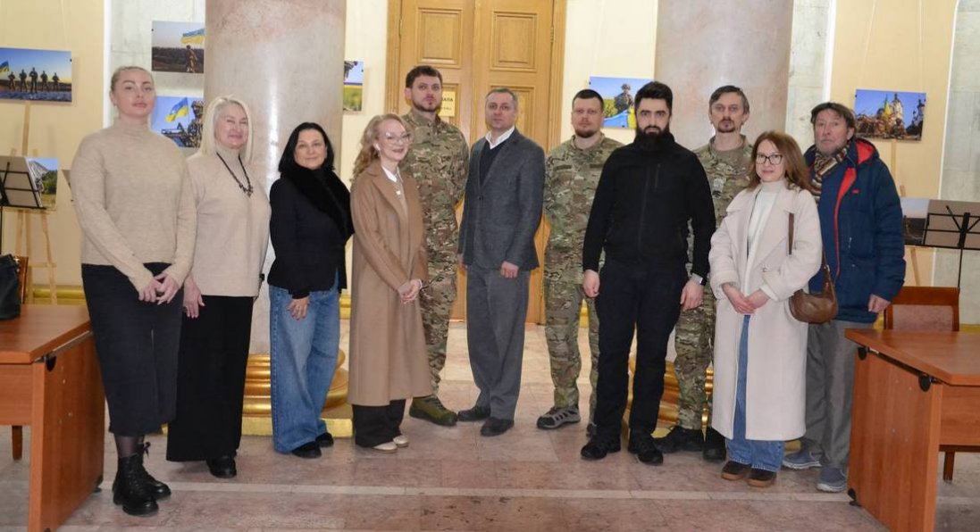 Воїни бригади «Любарт» відвідали виставку до Дня Соборності в Одесі