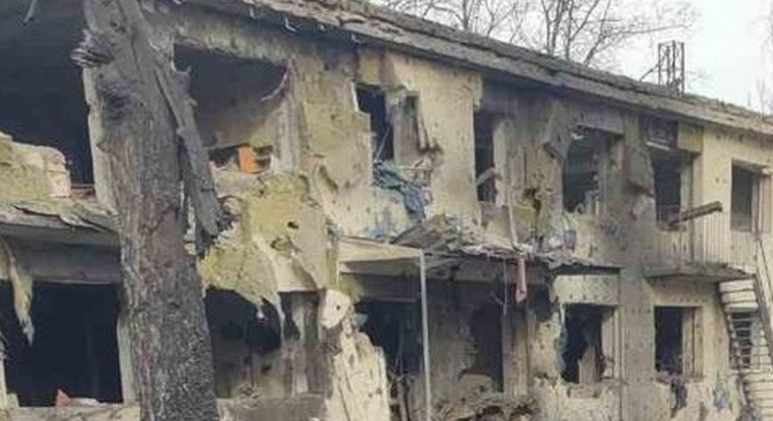 росіяни скинули авіабомбу на дитсадок у Костянтинівці