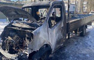 3000 доларів за підпал авто: затримали 19-річного лучанина