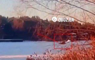 На Київському морі авто провалилося під кригу: знайшли тіло