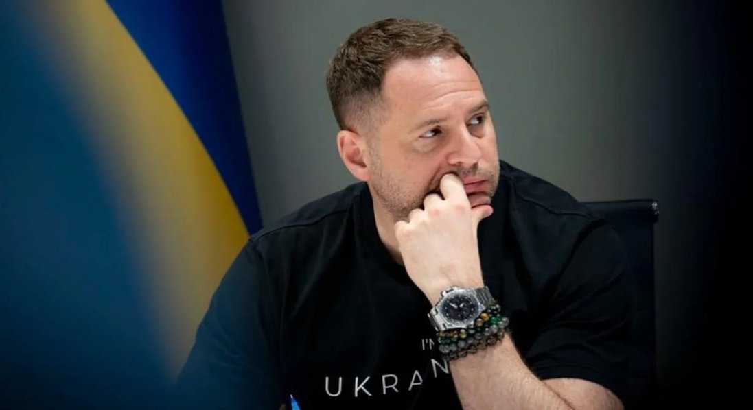 Із ким з високопосадовців України Єрмак зустрічався після відставки