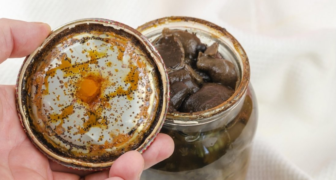 На Волині від ботулізму помер 61-річний чоловік