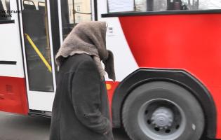 Луцький тролейбус №3 не ходитиме до кладовища в Гаразджі