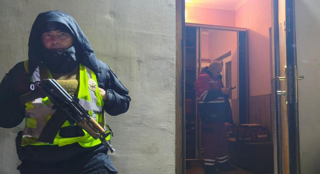 На Львівщині знайшли застреленими двох дітей та батька