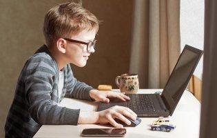 На Волині в окремих класах та школах запроваджують дистанційне навчання через грип