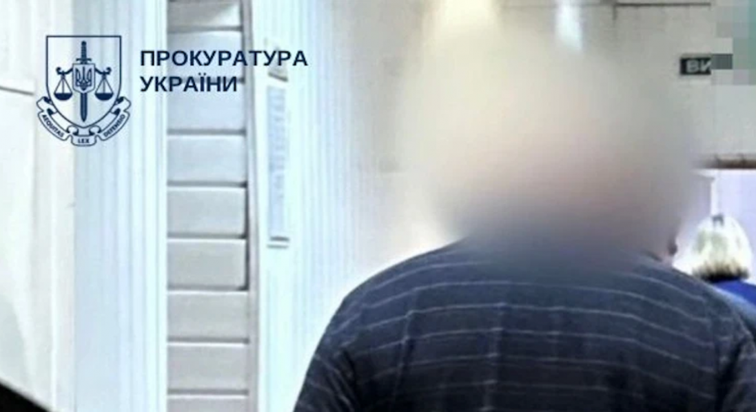Знімав відео, де ґвалтував дітей, та вихвалявся ним перед знайомою: у Києві судитимуть 57-річного чоловіка