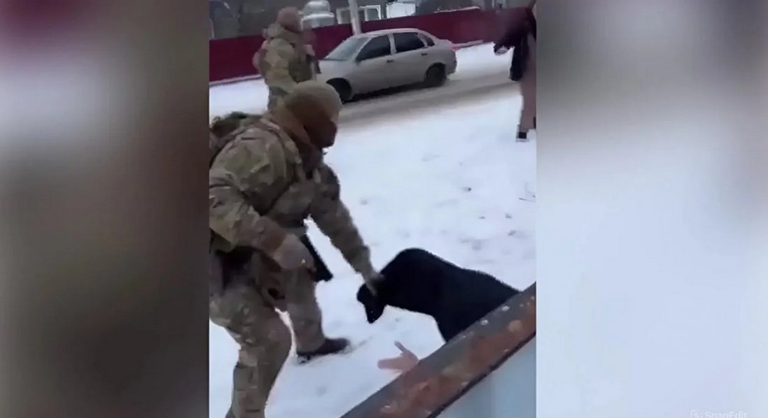 У Чернівецькій області під час затримання військового, який був у розшуку, сталася бійка