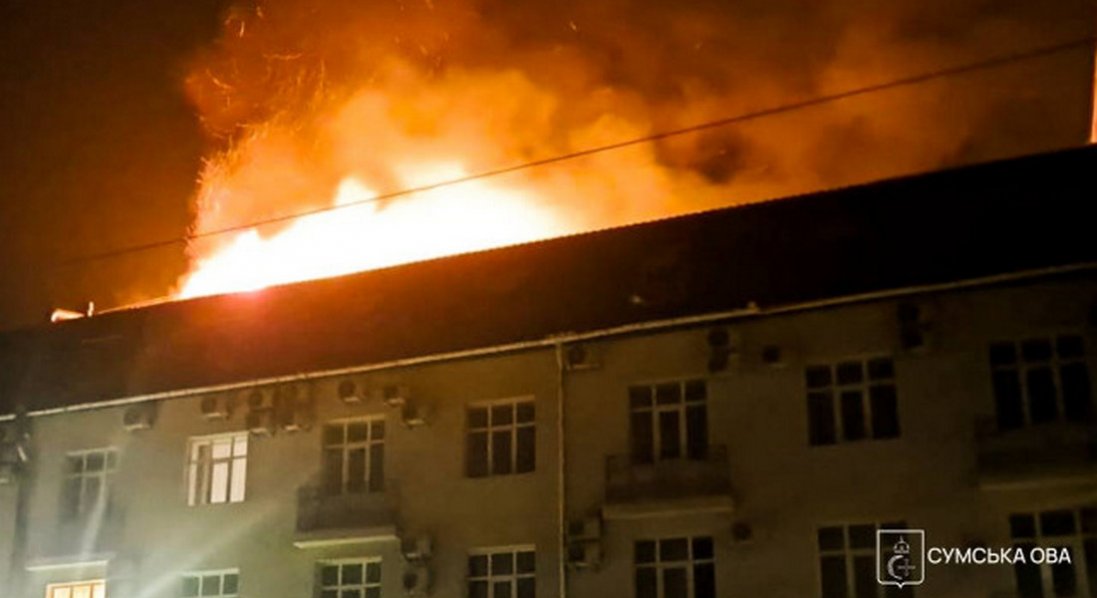 У центрі Сум росіяни вдарили по готелю