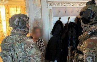 У Києві «ясновидиці» виманили в родин загиблих та зниклих безвісти військових 1,4 млн