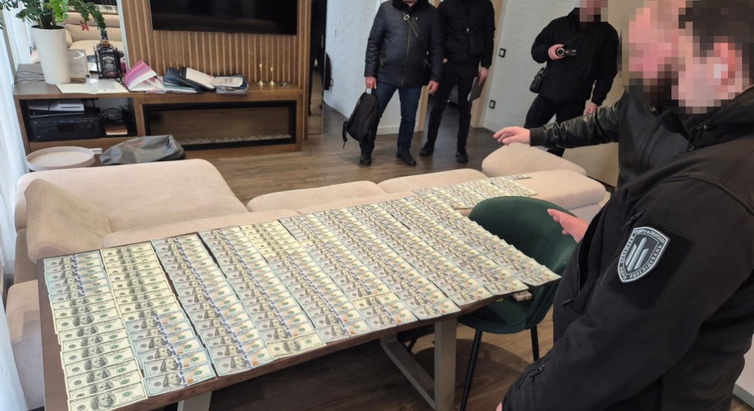 У Дніпрі колишня військова лікарка «проконсультувала» 300 ухилянтів