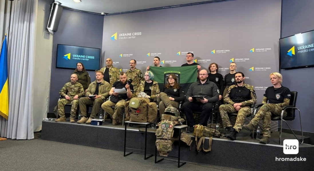 Колишня «госпітальєрка» Адмірал Няв, яка витратила донати на азартні ігри, виїхала за кордон