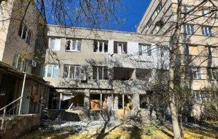окупанти обстріляли одну з лікарень у Херсоні