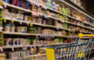 На Волині мотоцикліст заїхав у зал супермаркету