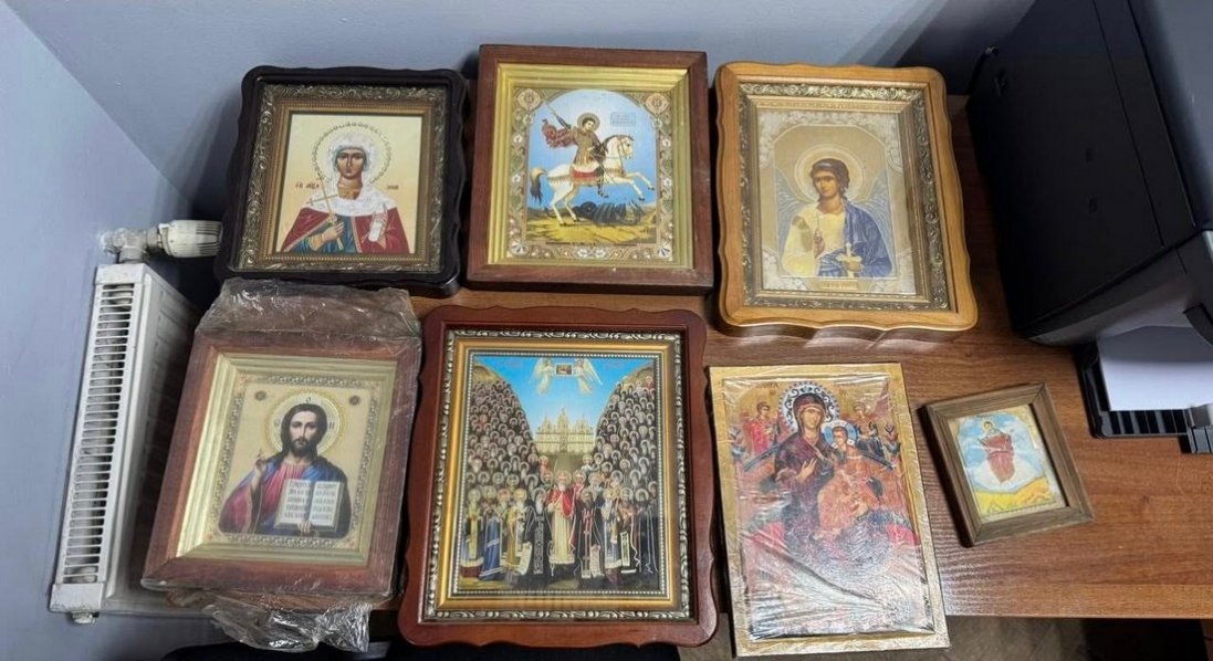 Жителька Донеччини через «Ягодин» намагалася вивезти з України ікони